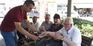 Bursa Osmangazi Koğukçınar’da emekli lokali hizmete girdi... Bu lokalde çay 5 TL!